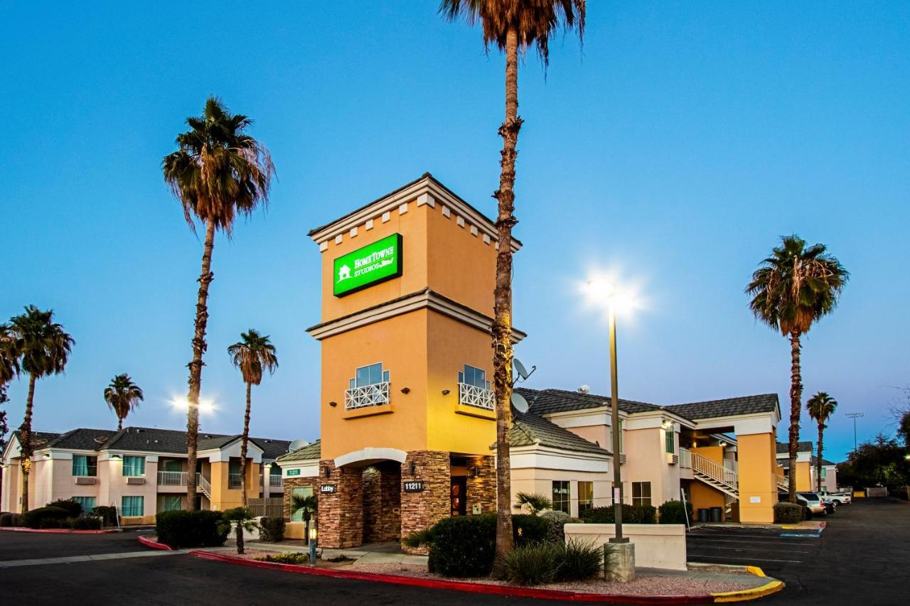 Hometowne Studios By Red Roof Phoenix - Black Canyon Highway Exterior photo